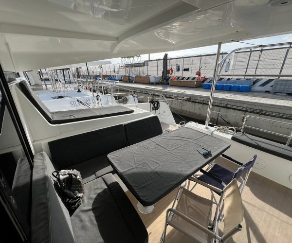 Catamarano Lagoon 42