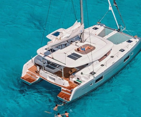 Catamarano Lagoon 42