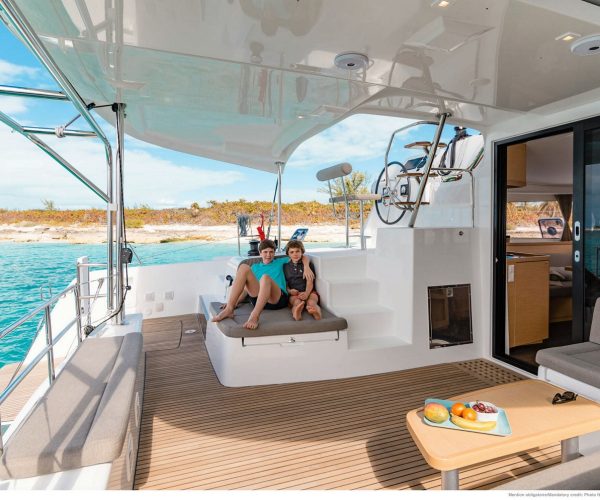 Catamarano Lagoon 42